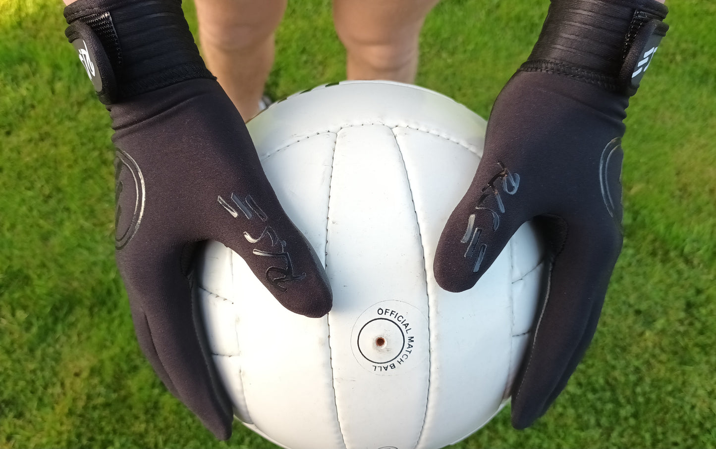 Rise Sports Blackout Gaelic Gloves