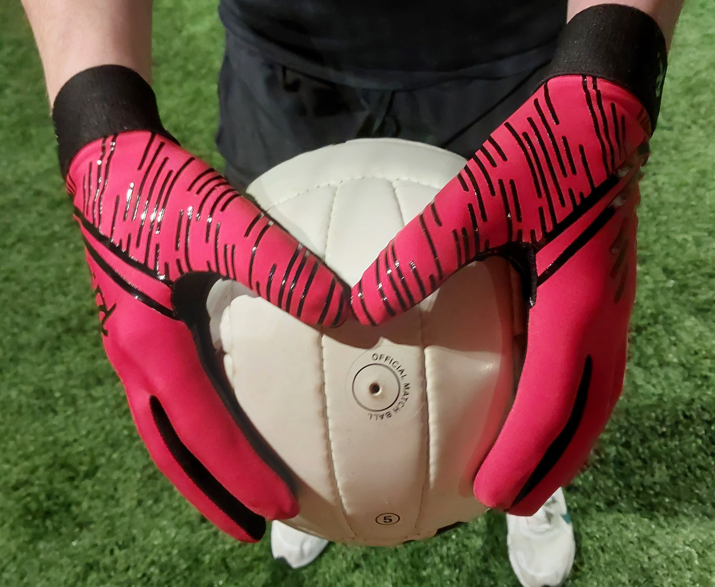 Rise Sports Red Strapless Gaelic Gloves